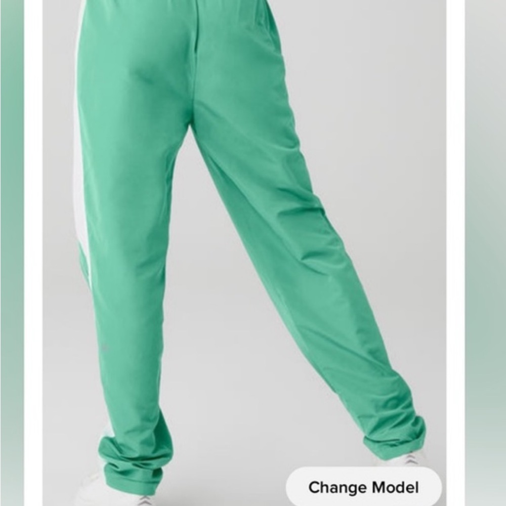ALO Racetrack Shrug and Pant - Picture 6 of 12